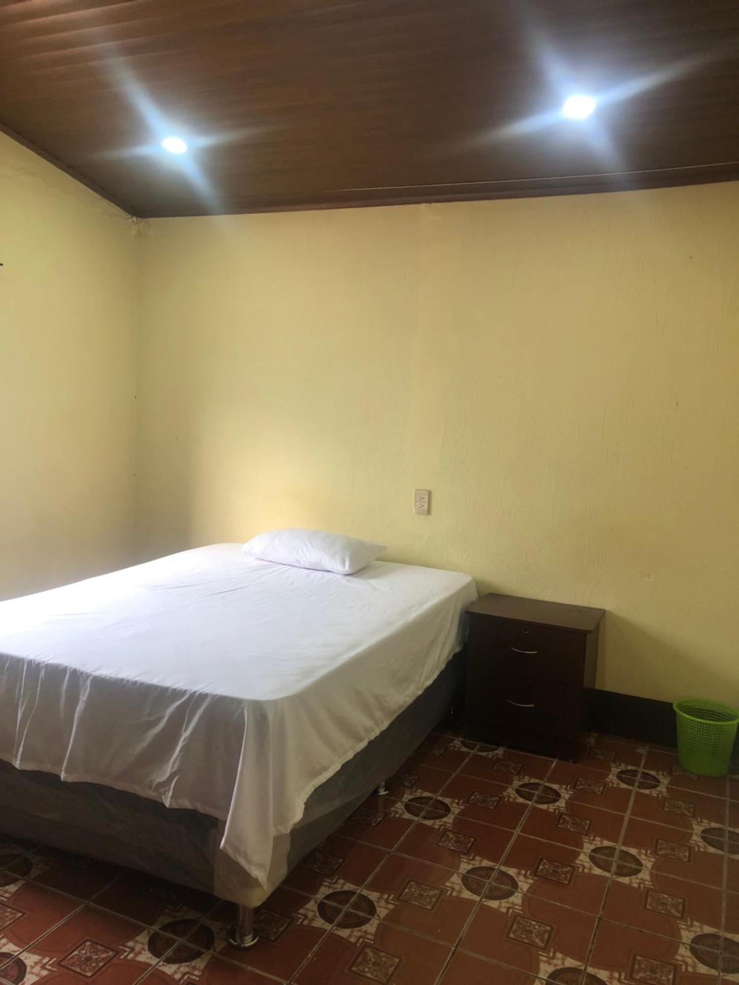 Hostal Sanjuanerita Сан Хуан Ла Лагуна Екстериор снимка